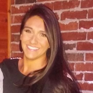 Meet your Posher, Selena